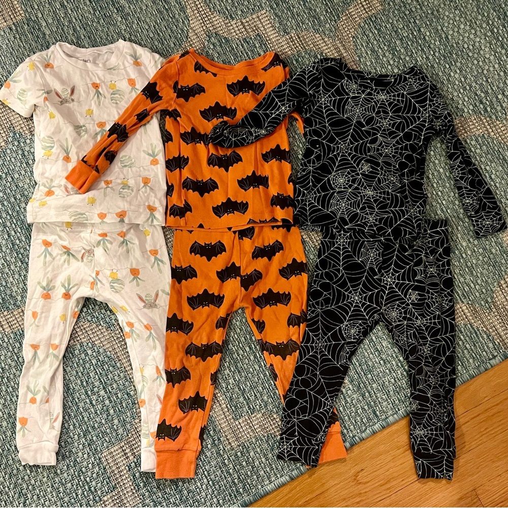 2T Easter Pajamas. Smoke free home.